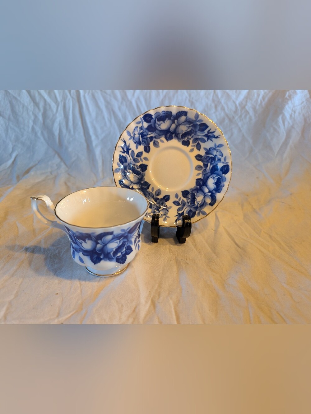 2/60$ Royal Albert Blue and White Floral Teacup with Saucer